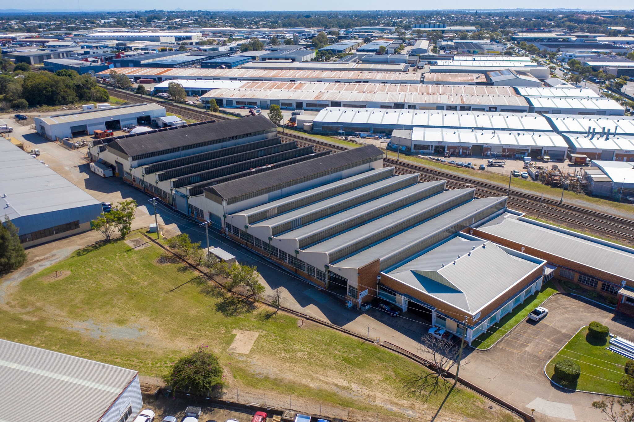 356 Bilsen Rd, Geebung for lease Primary Photo- Image 1 of 3