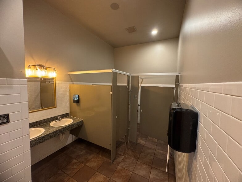 7434 Village Center Dr, O'Fallon, MO for sale - Building Photo - Image 3 of 29