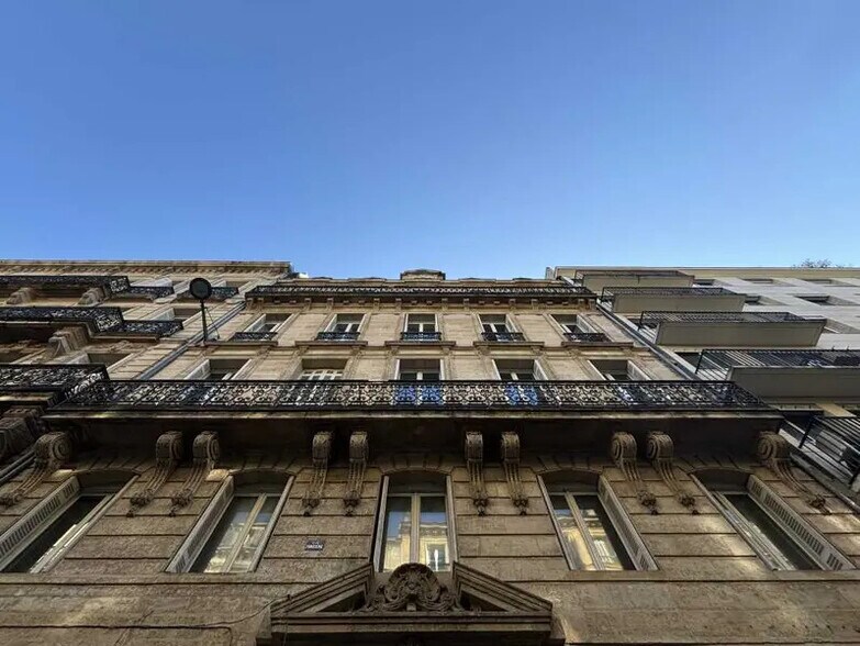 Office in Bordeaux for sale - Building Photo - Image 3 of 11