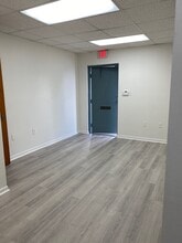 8530-8548 NW 64th St, Miami, FL for lease Building Photo- Image 1 of 7