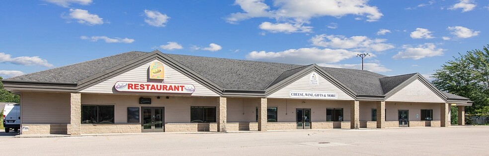 200 Golfview Rd, Cecil, WI for sale - Building Photo - Image 2 of 21