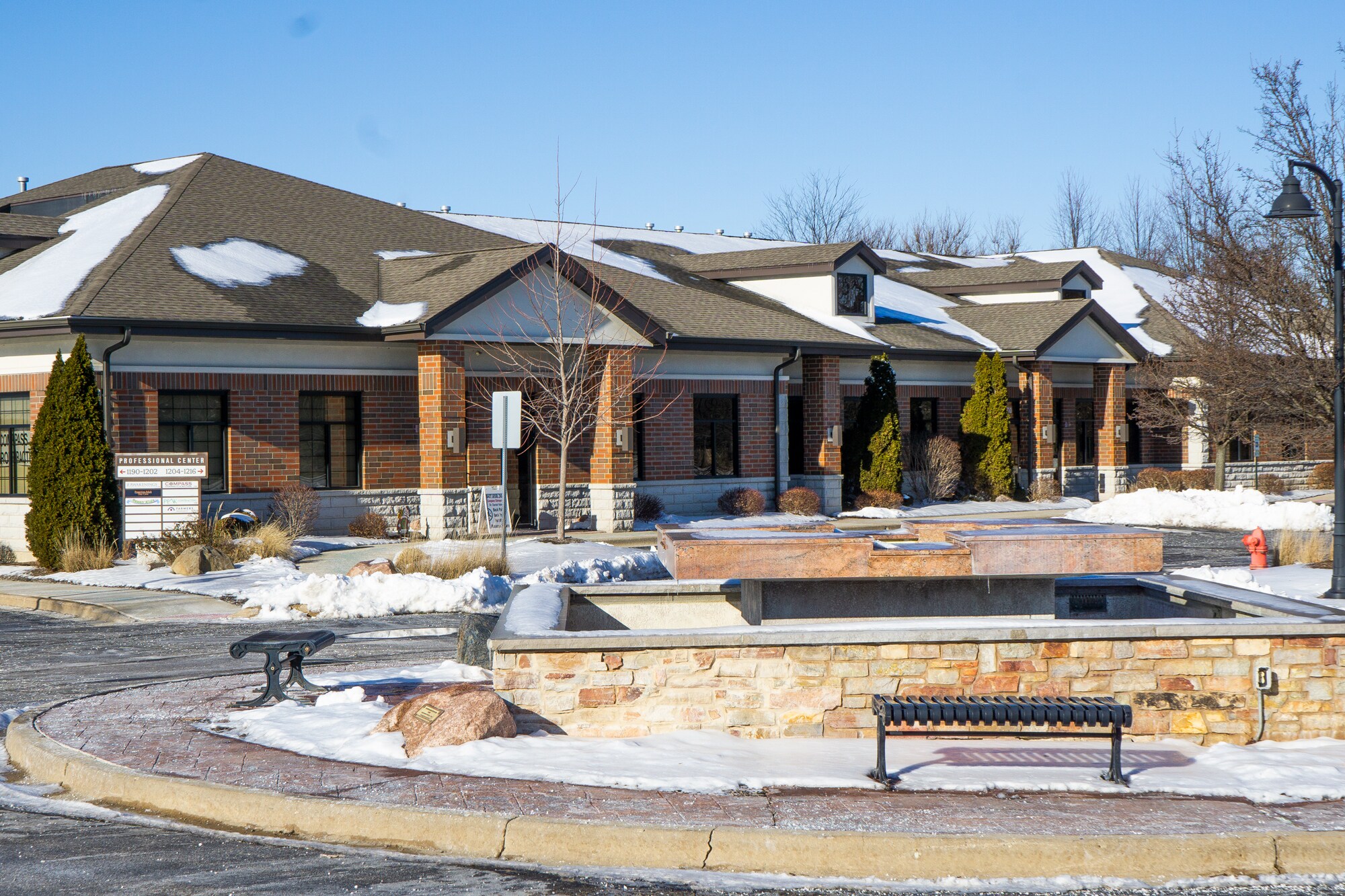 1208 E Algonquin Rd, Algonquin, IL for sale Primary Photo- Image 1 of 1