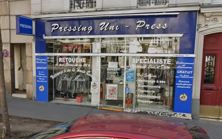 Retail in Paris for lease Building Photo- Image 1 of 3