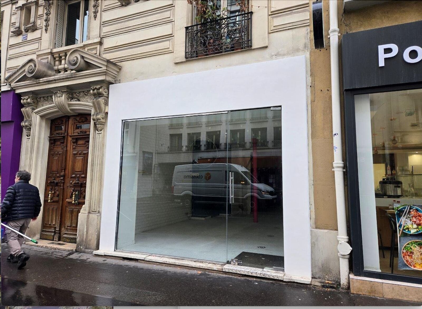 Retail in Paris for lease Building Photo- Image 1 of 5