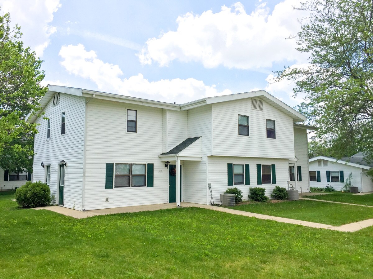 300 Pleasantview Est, Mechanicsburg, OH 43044