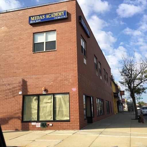 18816 Northern Blvd, Flushing, NY for sale - Primary Photo - Image 1 of 1