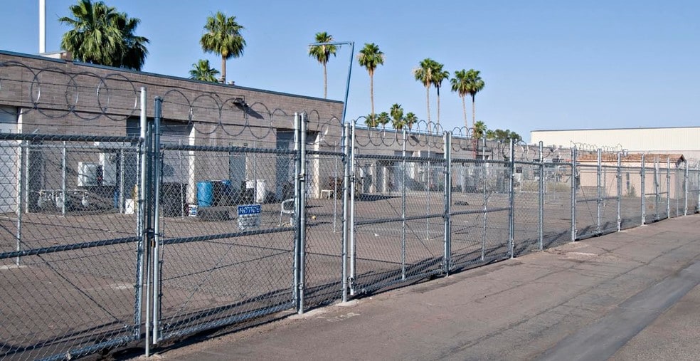 1000-1010A E Vista Del Cerro, Tempe, AZ for lease - Building Photo - Image 2 of 3