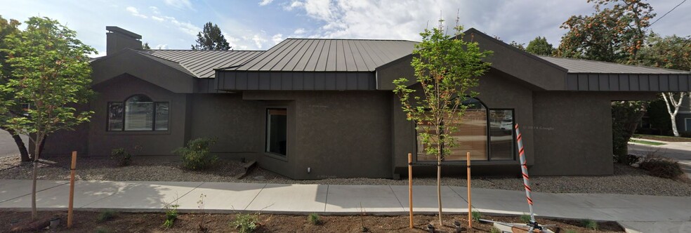 205 SE Wilson Ave, Bend, OR for lease - Building Photo - Image 3 of 8