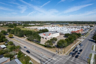 1811 E Arkansas Ln, Arlington, TX - AERIAL  map view - Image1