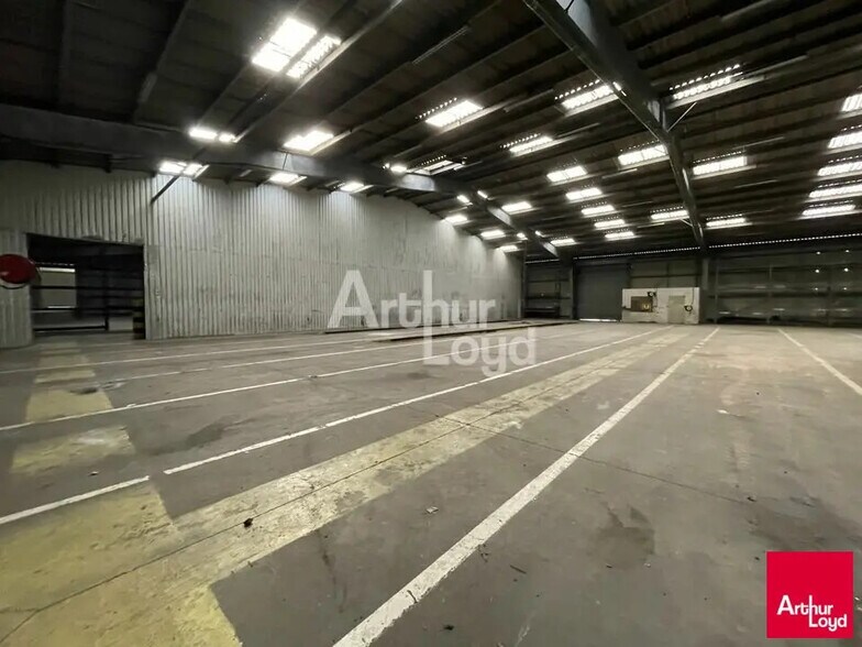 Flex in Angers for sale - Interior Photo - Image 2 of 3