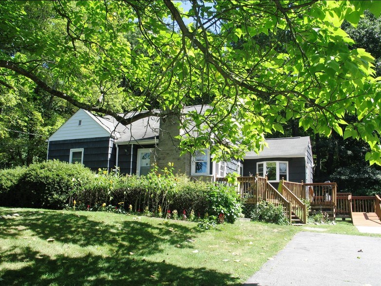 310 Route 32, Newburgh, NY 12550