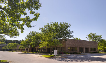 802 Landmark Dr, Glen Burnie, MD for lease Building Photo- Image 1 of 1