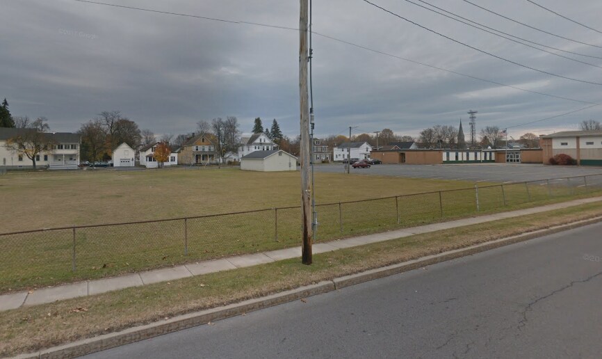 5180 N Catherine St, Plattsburgh, NY for sale - Primary Photo - Image 1 of 1