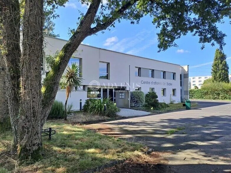 Office in La Chapelle-sur-Erdre for lease - Building Photo - Image 1 of 8