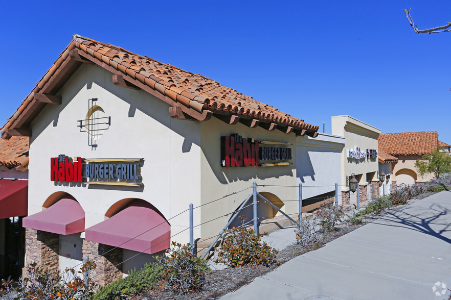 19001-19307 Golden Valley Rd, Santa Clarita, CA for lease - Building Photo - Image 3 of 11