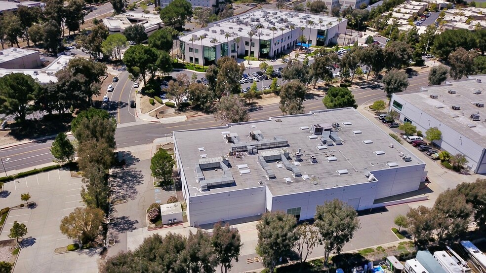 43455 Business Park Dr, Temecula, CA for lease - Building Photo - Image 3 of 13