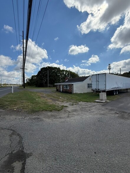 663 Highway 33, Millstone Township, NJ for lease - Other - Image 3 of 10