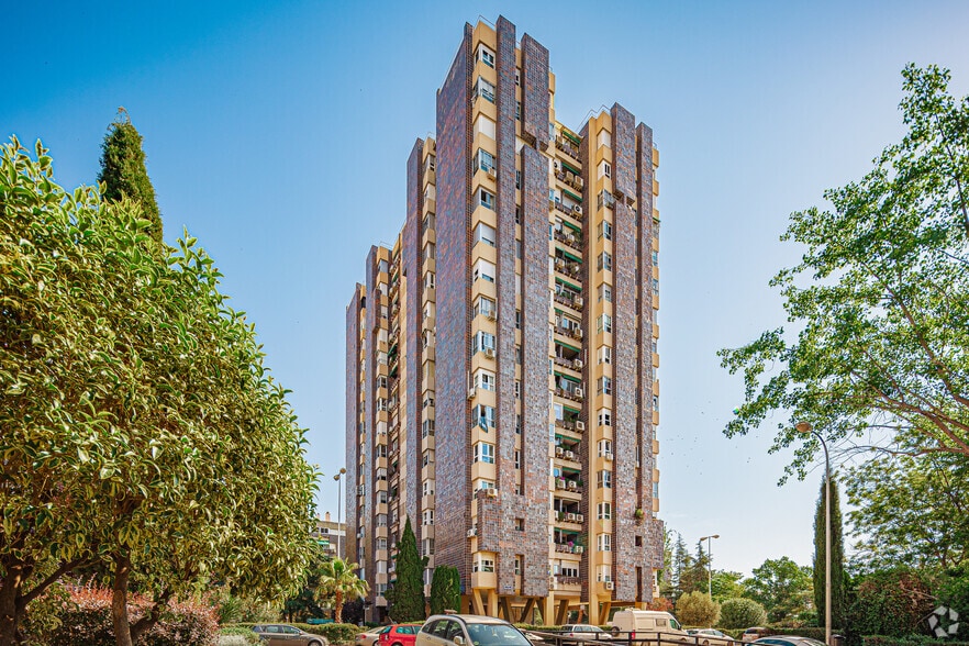 Plaza Doctor Laguna, 9, Madrid, Madrid for sale - Primary Photo - Image 1 of 1