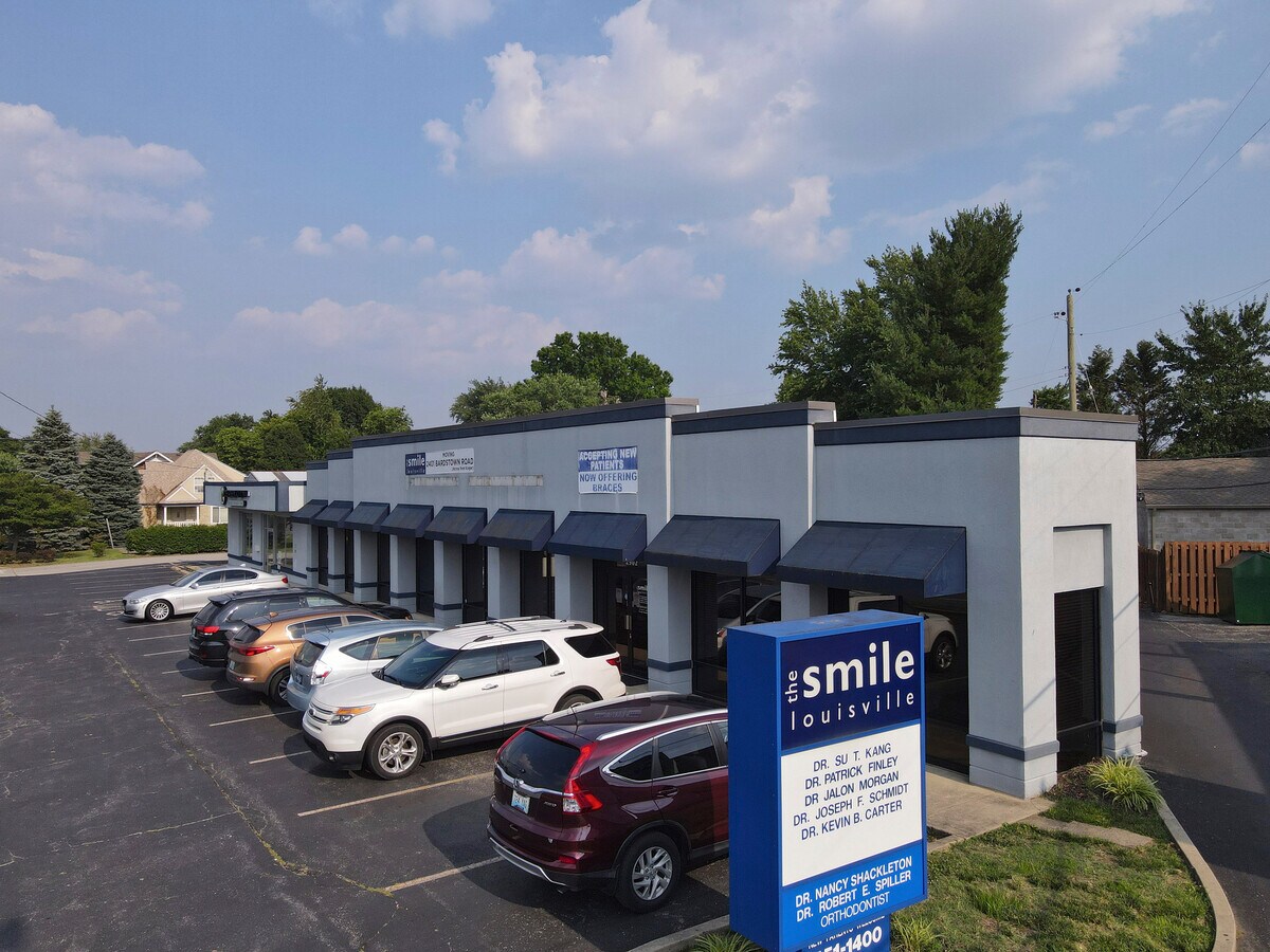 2902 Taylorsville Rd, Louisville, KY 40205