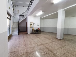 Retail in Elche, Alicante for lease Interior Photo- Image 2 of 9