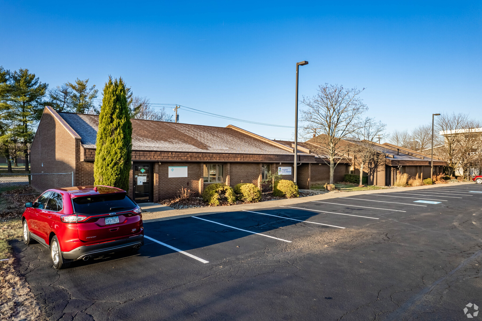 1600 Pacific Ave, Natrona Heights, PA for sale Primary Photo- Image 1 of 1