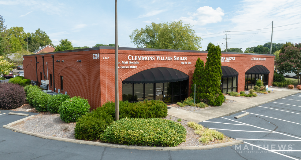 Suite A 2265 Lewisville Clemmons Road, Clemmons, NC for sale - Primary Photo - Image 1 of 3