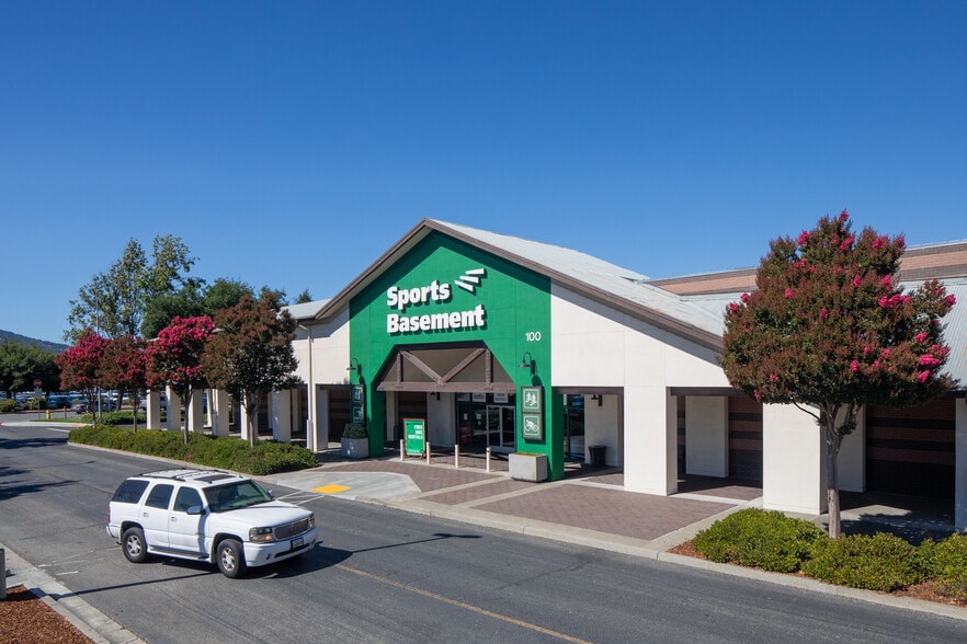 200-300 Vintage Way, Novato, CA for lease - Building Photo - Image 3 of 7