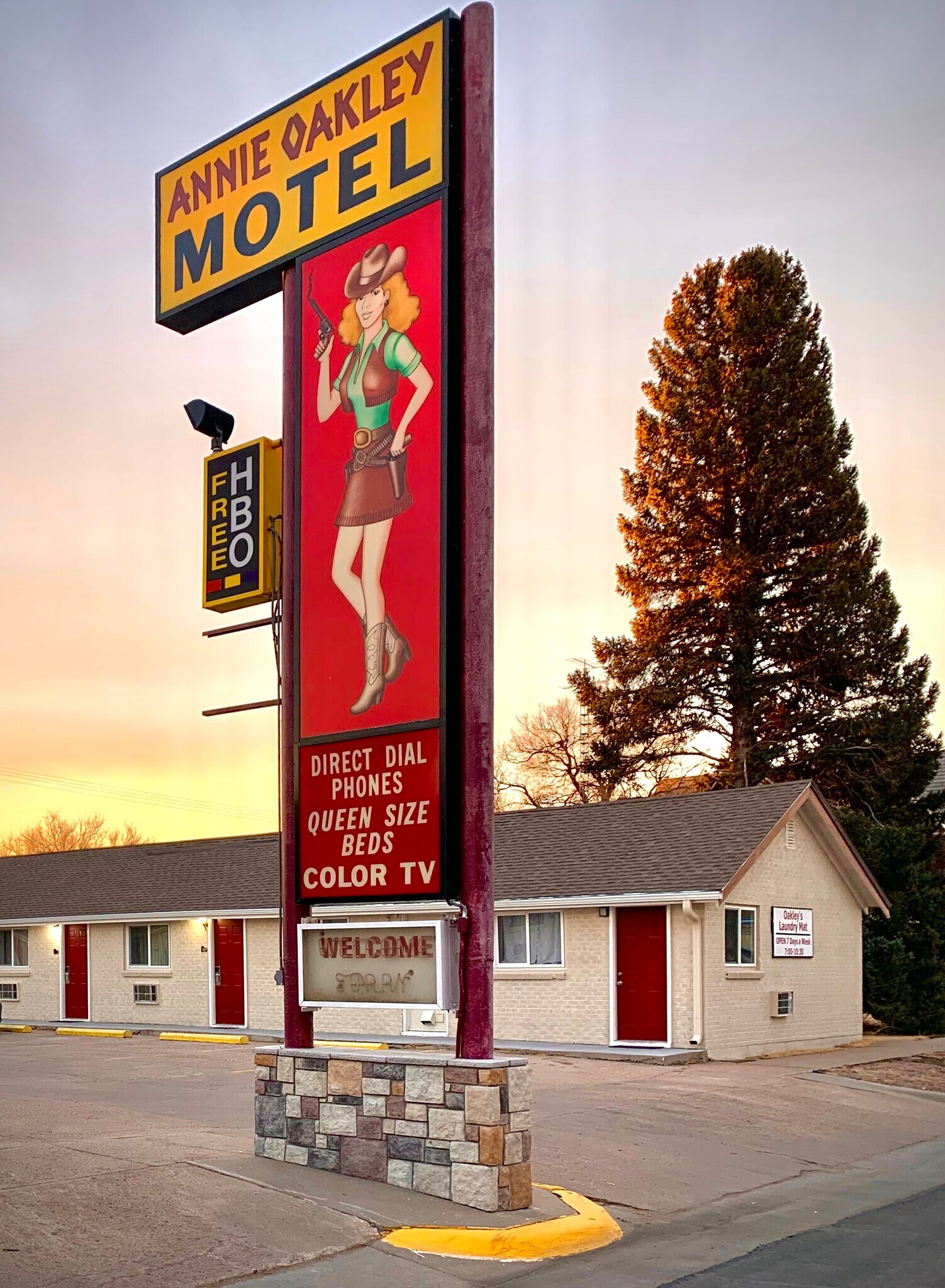 428 Center Ave, Oakley, KS for sale Building Photo- Image 1 of 7