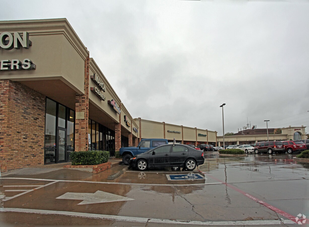 4401 82nd St, Lubbock, TX 79424