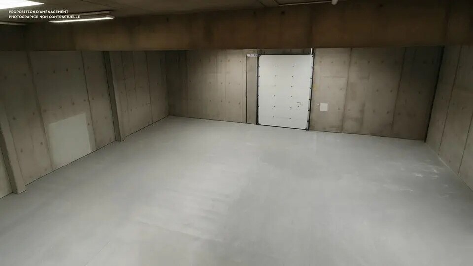 Flex in Annecy for lease - Interior Photo - Image 3 of 9