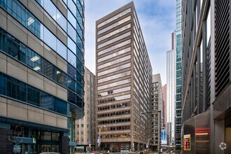 155 University Ave, Toronto, ON for lease Building Photo- Image 1 of 6