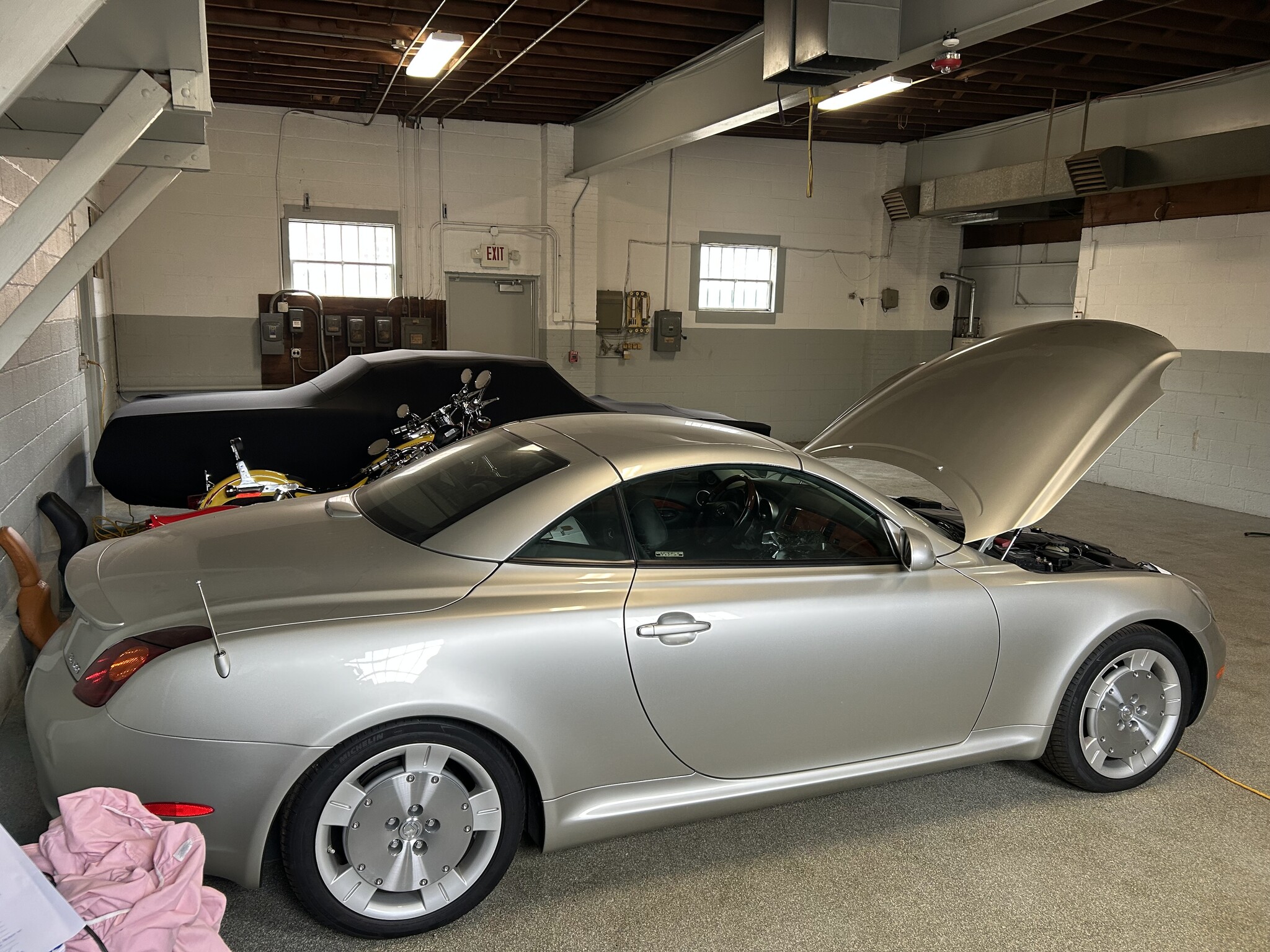 4152 Warren Ave, Hillside, IL for sale Interior Photo- Image 1 of 4