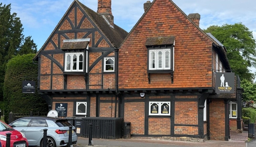 10-12 The Broadway, Beaconsfield for lease Building Photo- Image 1 of 4