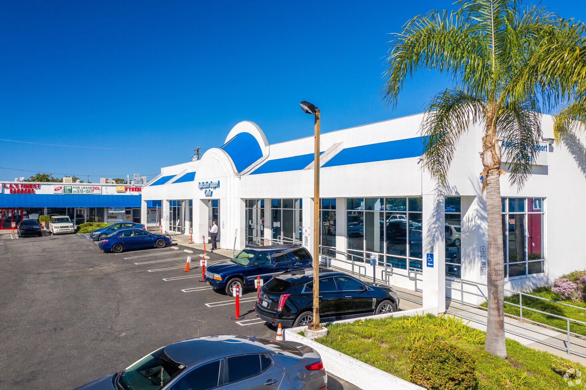 1571515719 S Crenshaw Blvd, Gardena, CA 90249