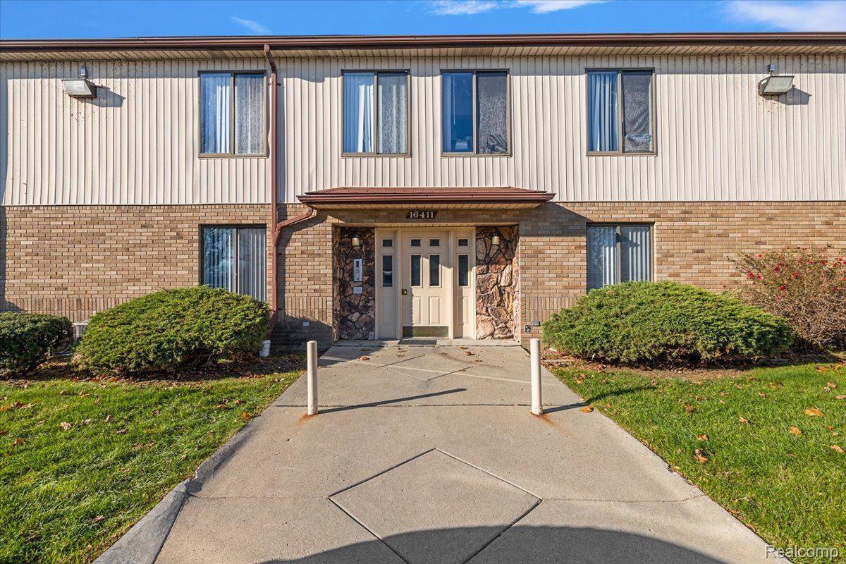 16411-16421 E 10 Mile Rd, Eastpointe, MI for sale Building Photo- Image 1 of 1