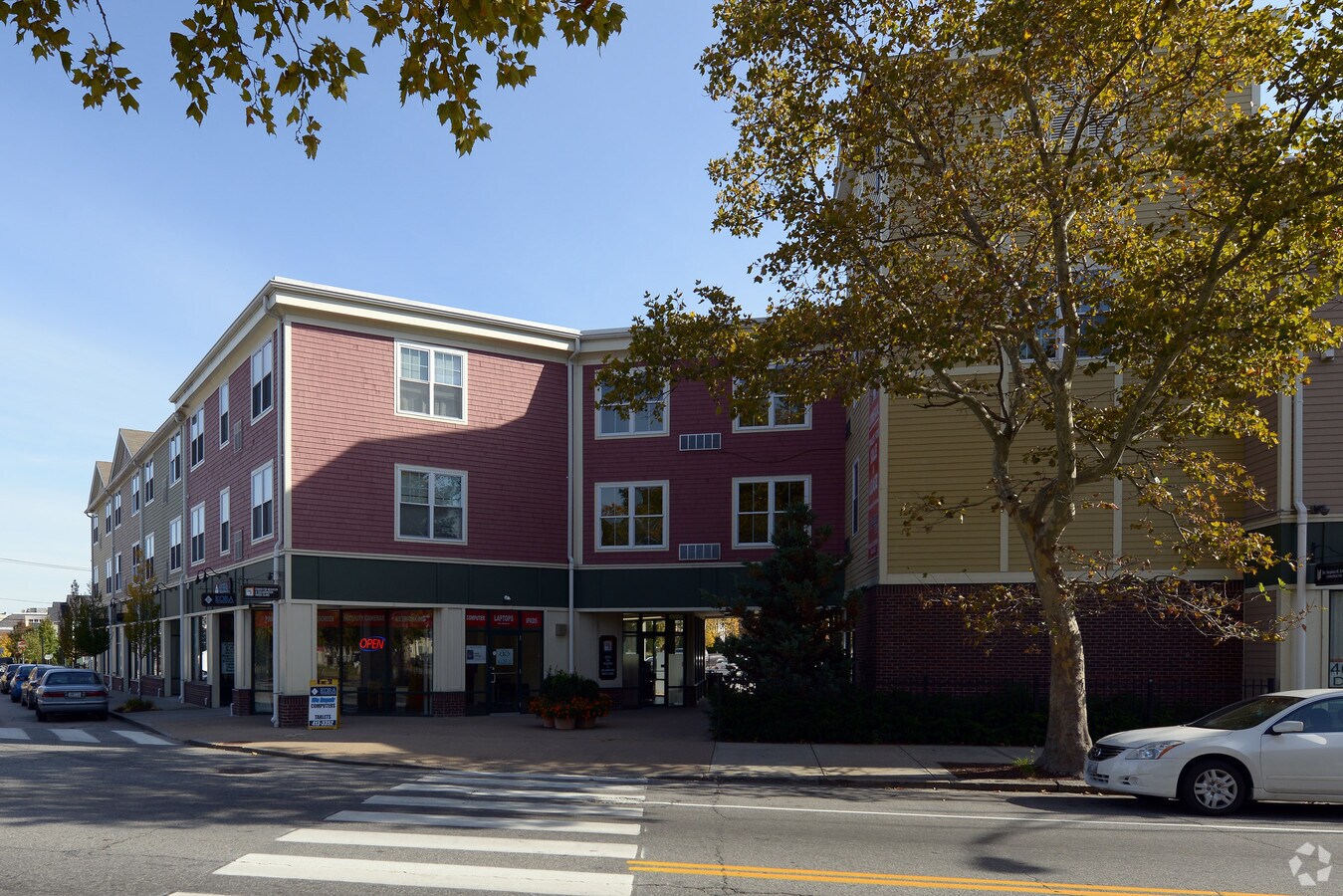 500 Broad St, Providence, RI 02907