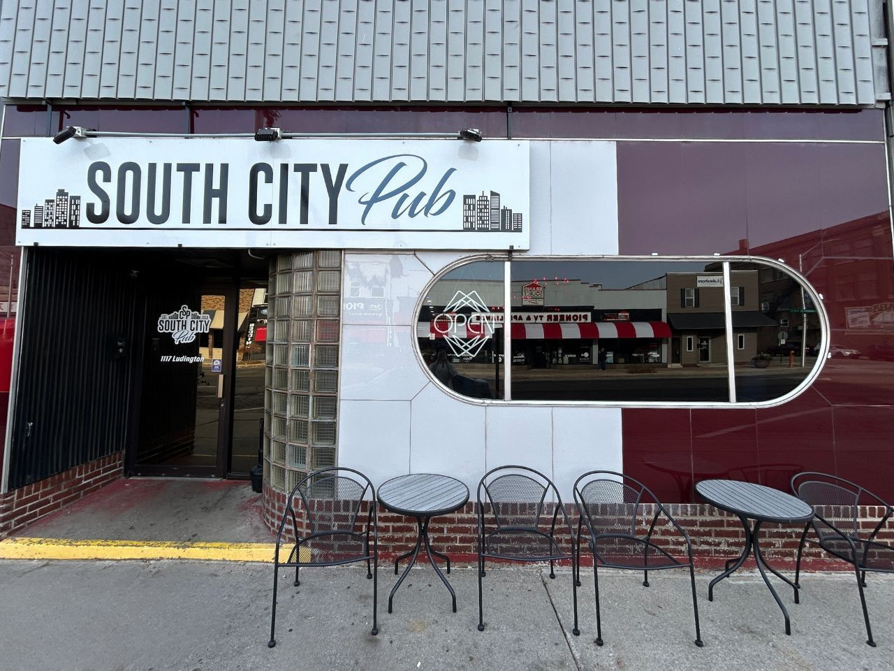 1117 Ludington St, Escanaba, MI for sale Building Photo- Image 1 of 28