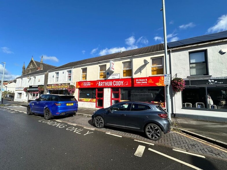 63-65 St. Teilo St, Pontarddulais for sale - Building Photo - Image 1 of 13