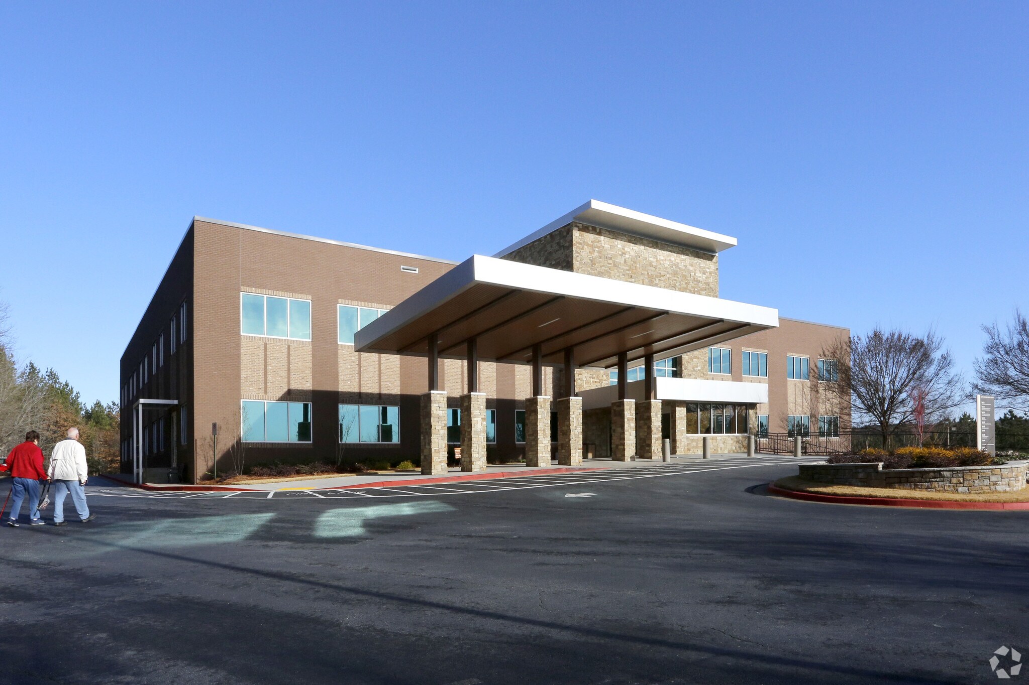 120 Stonebridge Pkwy, Woodstock, GA for sale Primary Photo- Image 1 of 1