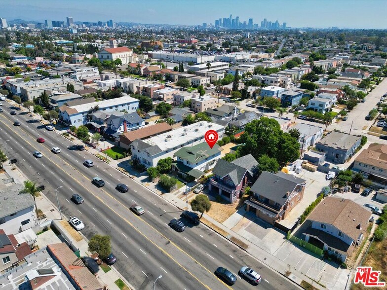 2204 Crenshaw Blvd, Los Angeles, CA for sale - Building Photo - Image 2 of 4