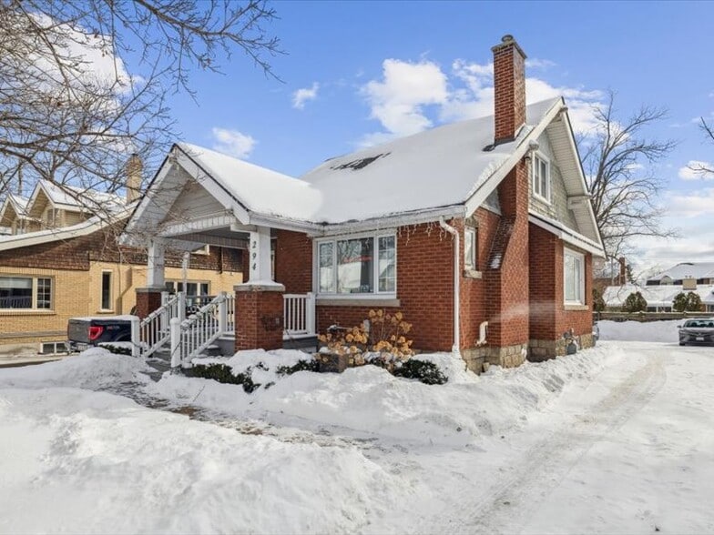 294 Dundas St, Hamilton, ON for sale - Primary Photo - Image 1 of 9