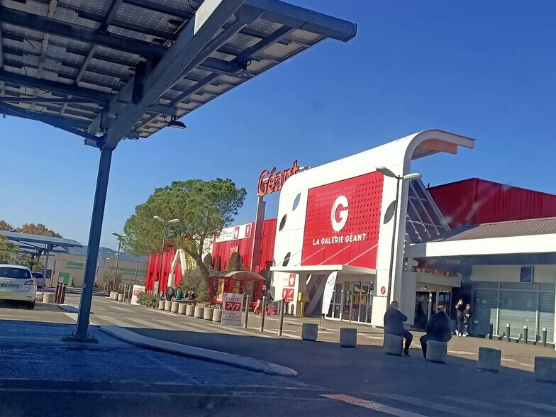 24 Avenue John Fitzgerald Kennedy, Montélimar for lease - Building Photo - Image 2 of 4