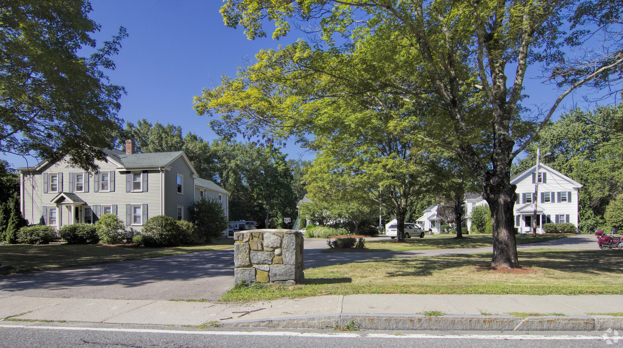 120 N Main St, North Smithfield, RI for sale Primary Photo- Image 1 of 1