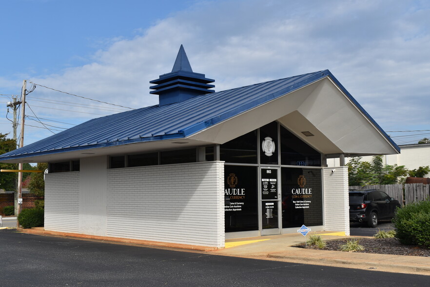 805 N Center St, Statesville, NC for lease - Building Photo - Image 3 of 3