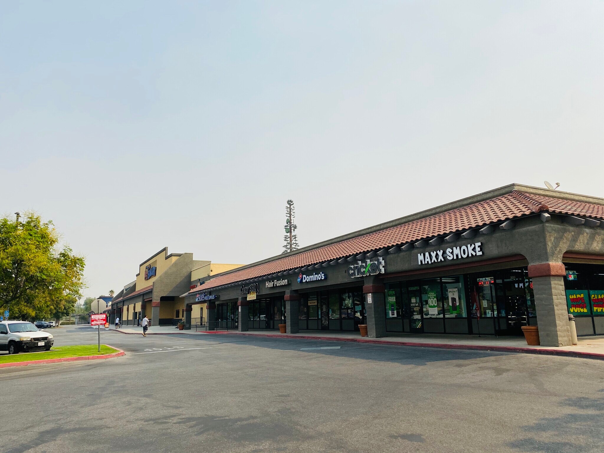 2681 Oswell St, Bakersfield, CA 93306 East Hills Village