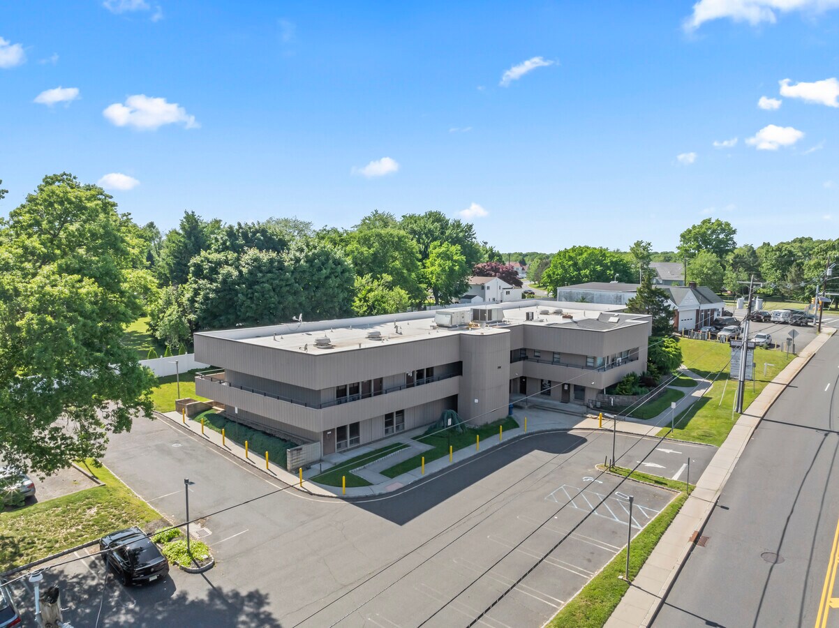 281 Summerhill Rd, East Brunswick, NJ 08816 Aaron Center