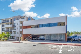 910 San Pasqual St, Pasadena CA - Convenience Store
