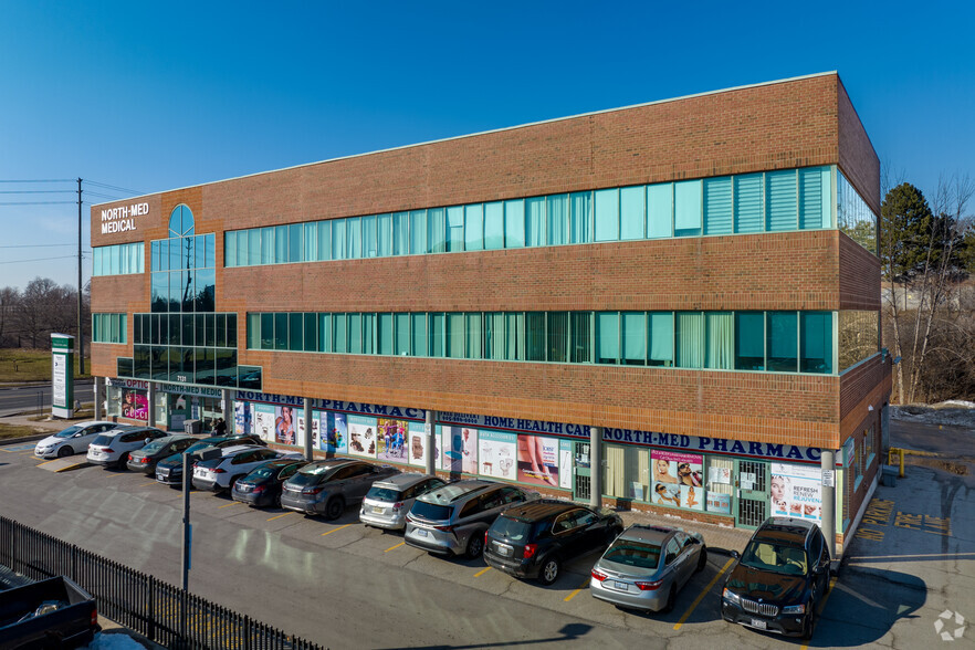 7131 Bathurst St, Vaughan, ON for lease - Building Photo - Image 2 of 4