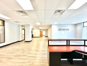 425 Joliet St, Dyer, IN for lease Interior Photo- Image 2 of 6