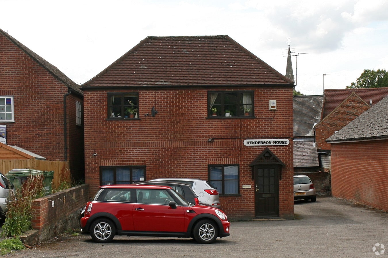 New Rd, Princes Risborough, BKM HP27 0JN